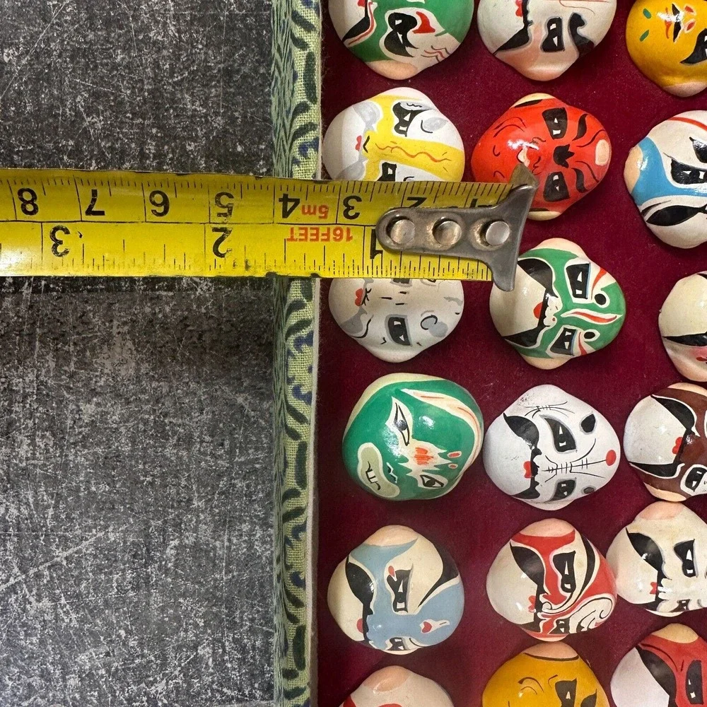 50‎ CHINESE THEATER PEKING OPERA FACES MASKS IN CASE -